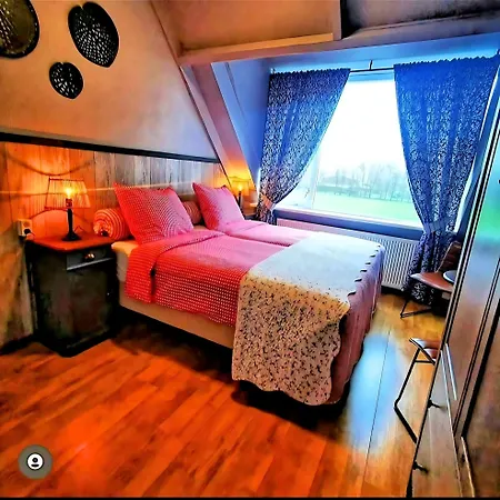 Hendrik Bed & Breakfast 3*