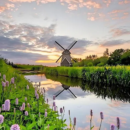 Bed & Breakfast Hendrik Zuidschermer